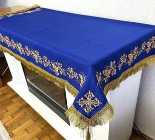 Скатерть вышитая на габардине 100х100см синий цвет 16787-ba фото