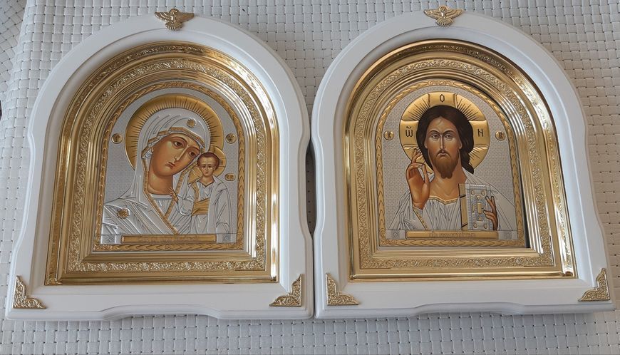 Икона венчальные Спаситель П.Б.Казанская в белом арочном киоте, размер киота 29*26см 5924-n фото
